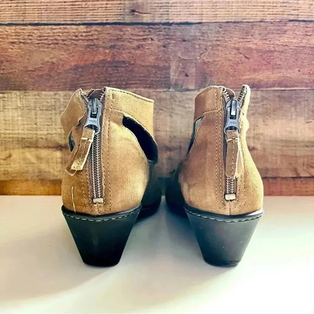 Dansko Bonita Ankle Boots - Picture 5 of 9